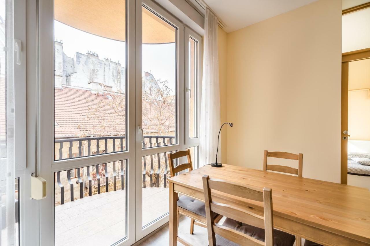 Bpr Vivid Downtown Vibe With Balcony Apartment Будапеща Екстериор снимка